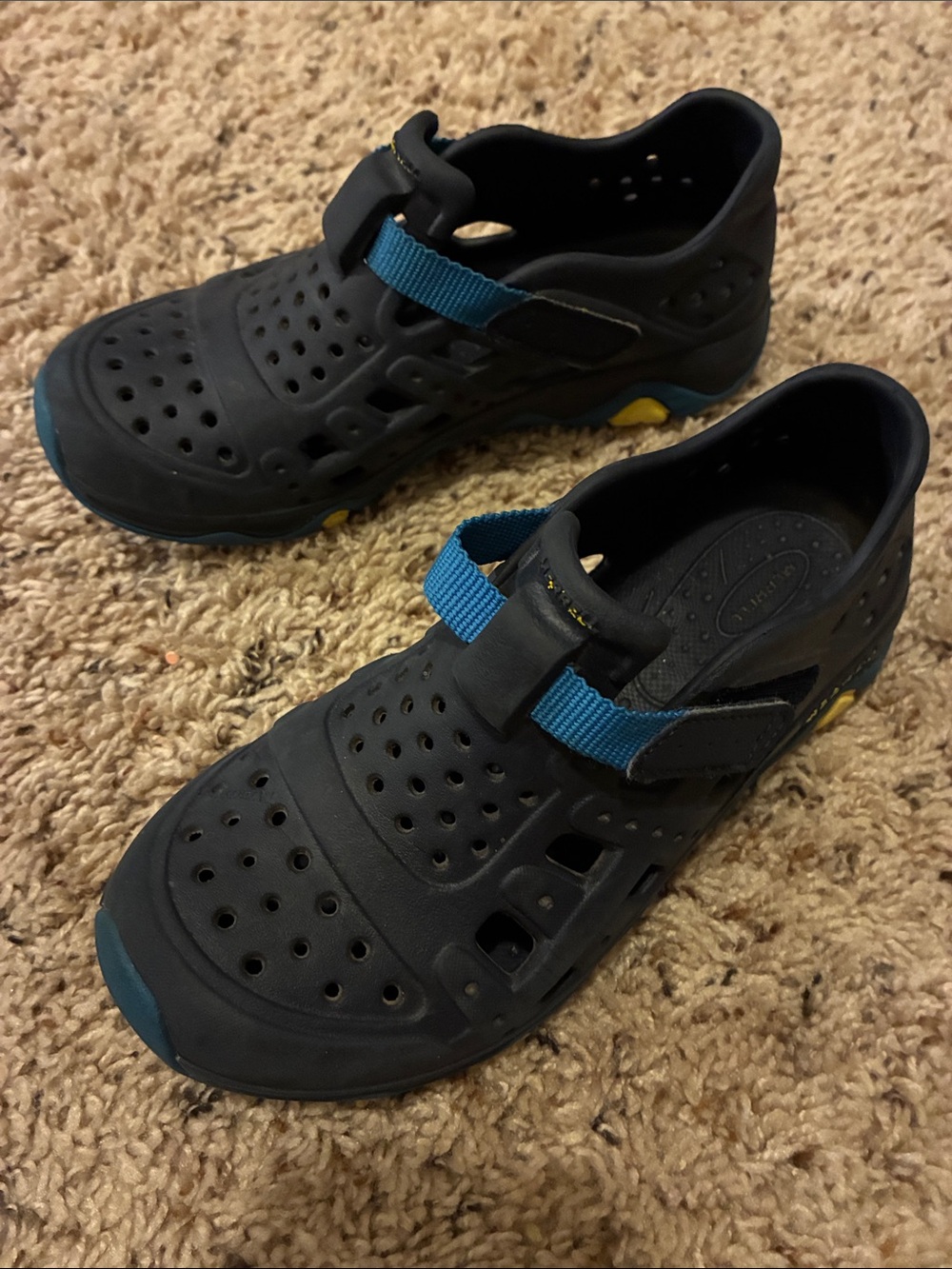 Kids Merrell Navy Blue Water proof shoe